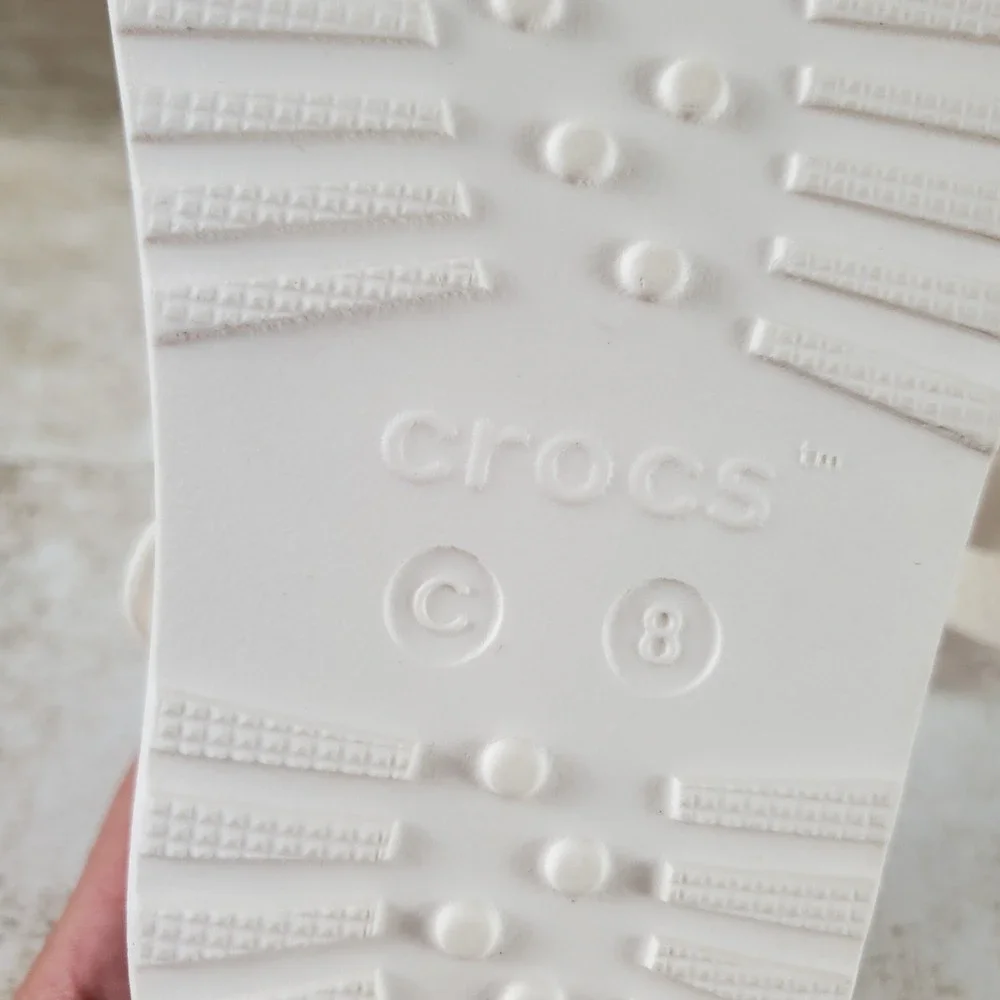 Crocs Classic Flower Fisherman Sz Sandals 8 C8 Prominent Pink white Sneakers